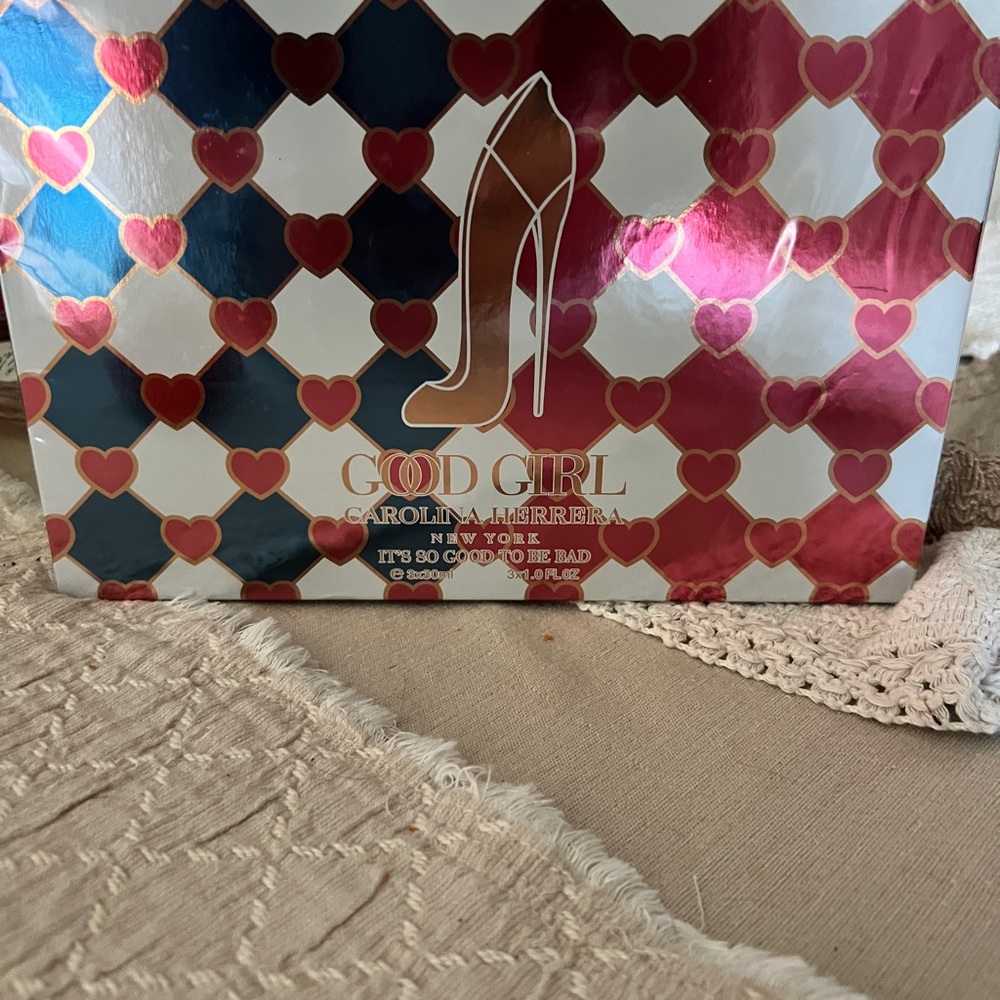 Carolina Herrera Good Girl 3-Piece Mini Eau de Parfum Gift Set – 1.0 oz Each –
